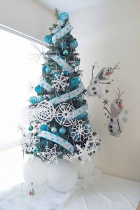 Modern Frozen Christmas Tree