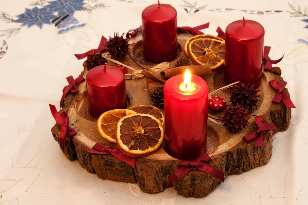 Advent Wreath with red candles and dried oranges